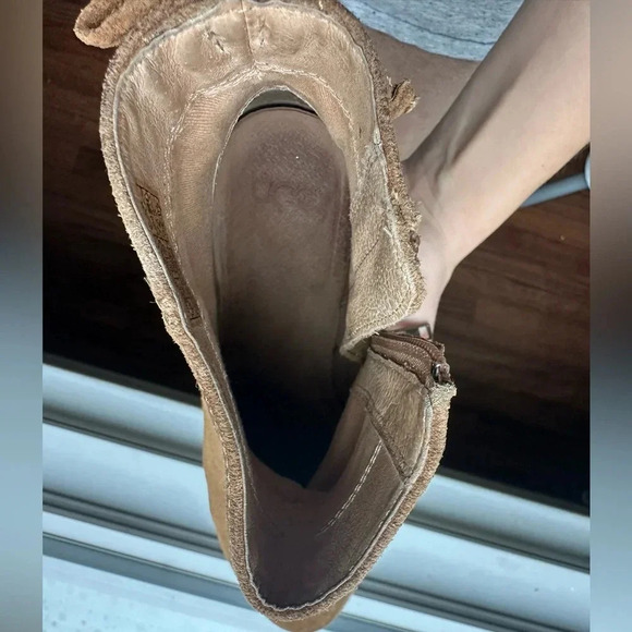 UGG Corinne Suede Boot Chestnut Size 9-SH08 - Picture 10 of 14